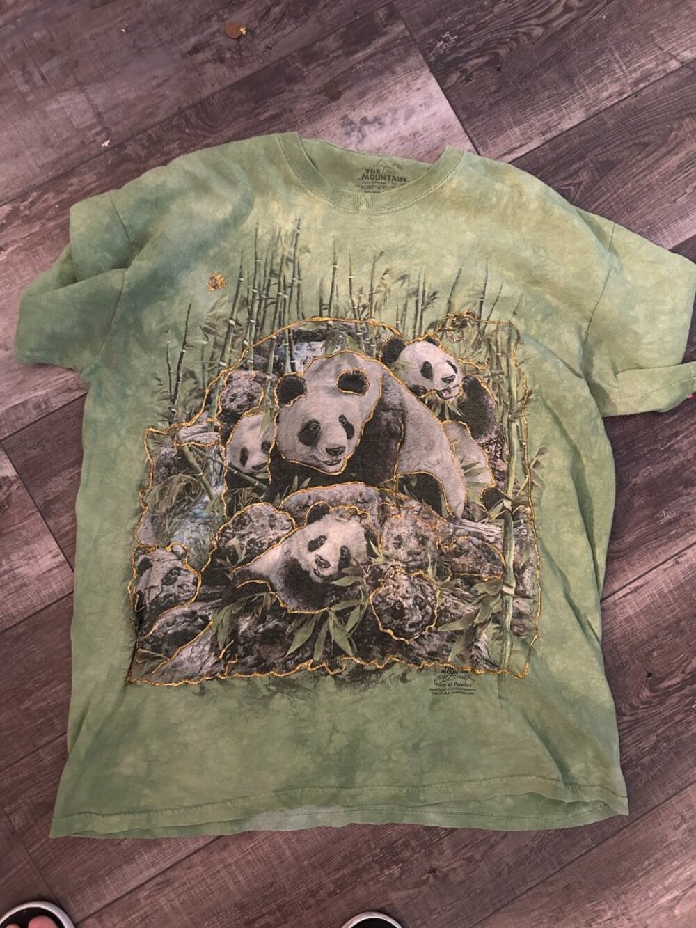The Mountain Vintage Pre-Owned Sparkled Panda Bear Shirt XL